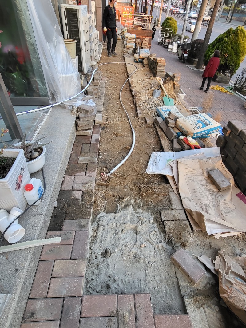 /user/b/bugyeong/editor/2212/1098877e16d772e80c69733162c56535_1671469697_0294.jpg 이미지크게보기