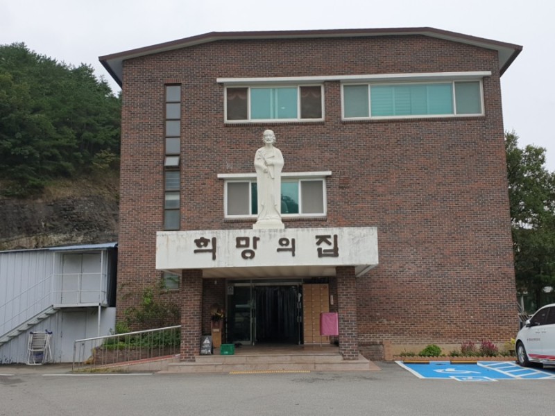/user/b/bugyeong/editor/2212/be03b1dc8048019ee4b1f93b37c63f10_1671551440_6497.jpg 이미지크게보기